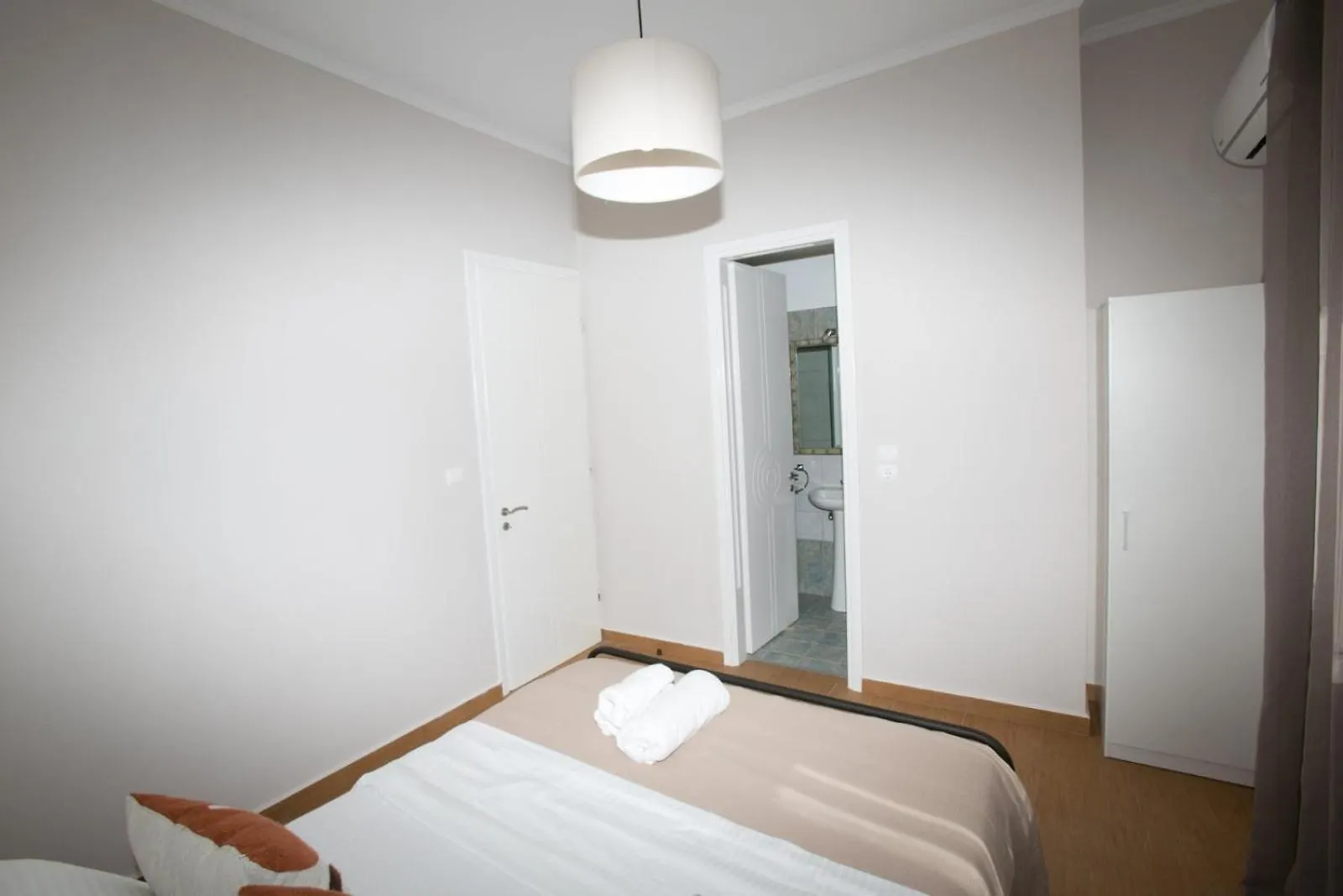Little Village Lixouri Apartment